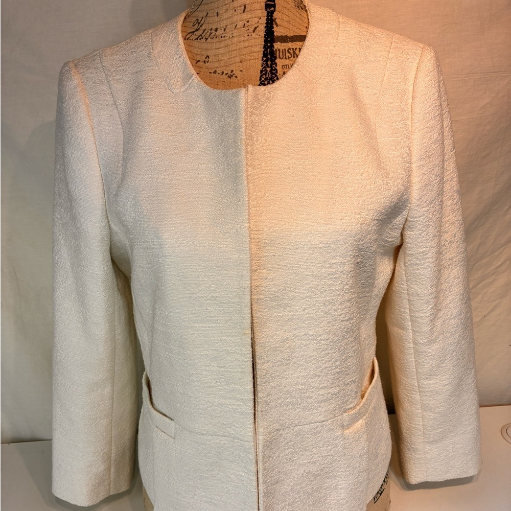 Ann Taylor White Blazer Modern Silhouette